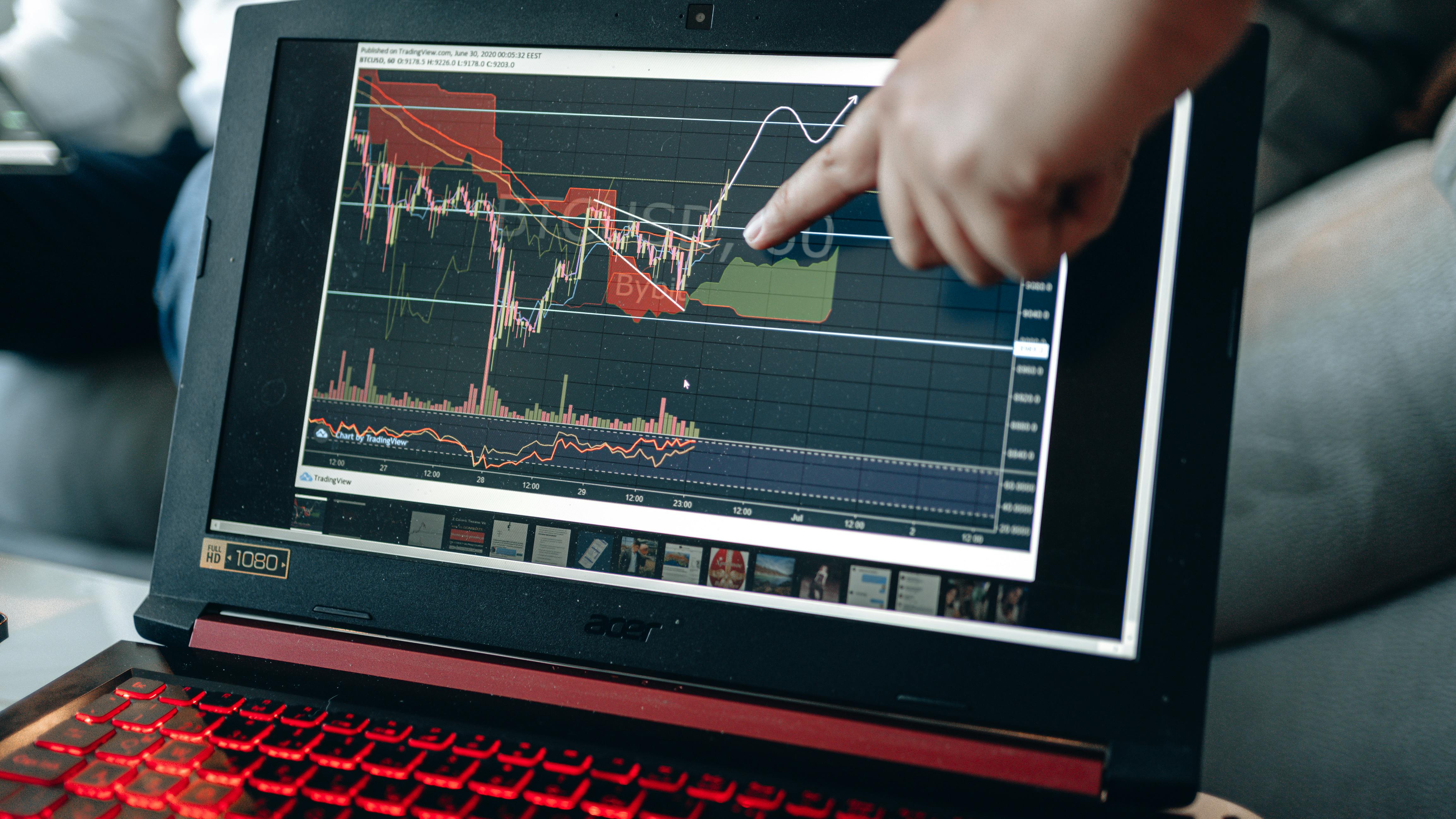 Intel Shares Decline Following Citi Downgrade on Nvidia Partnership and Foundry Concerns
