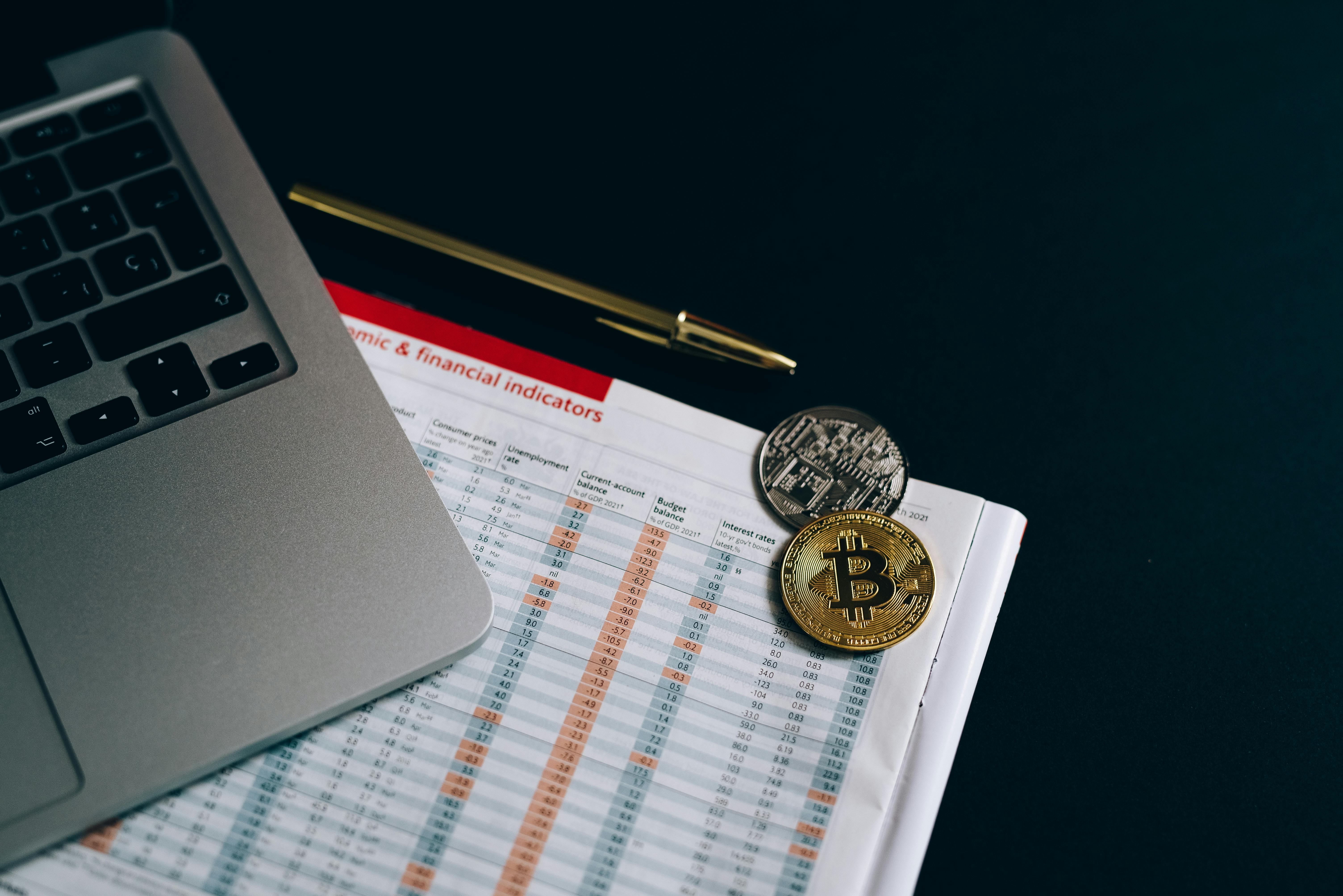 L'activité des Ordinals et Runes Bitcoin se calme, le volume des transactions chute de 50%