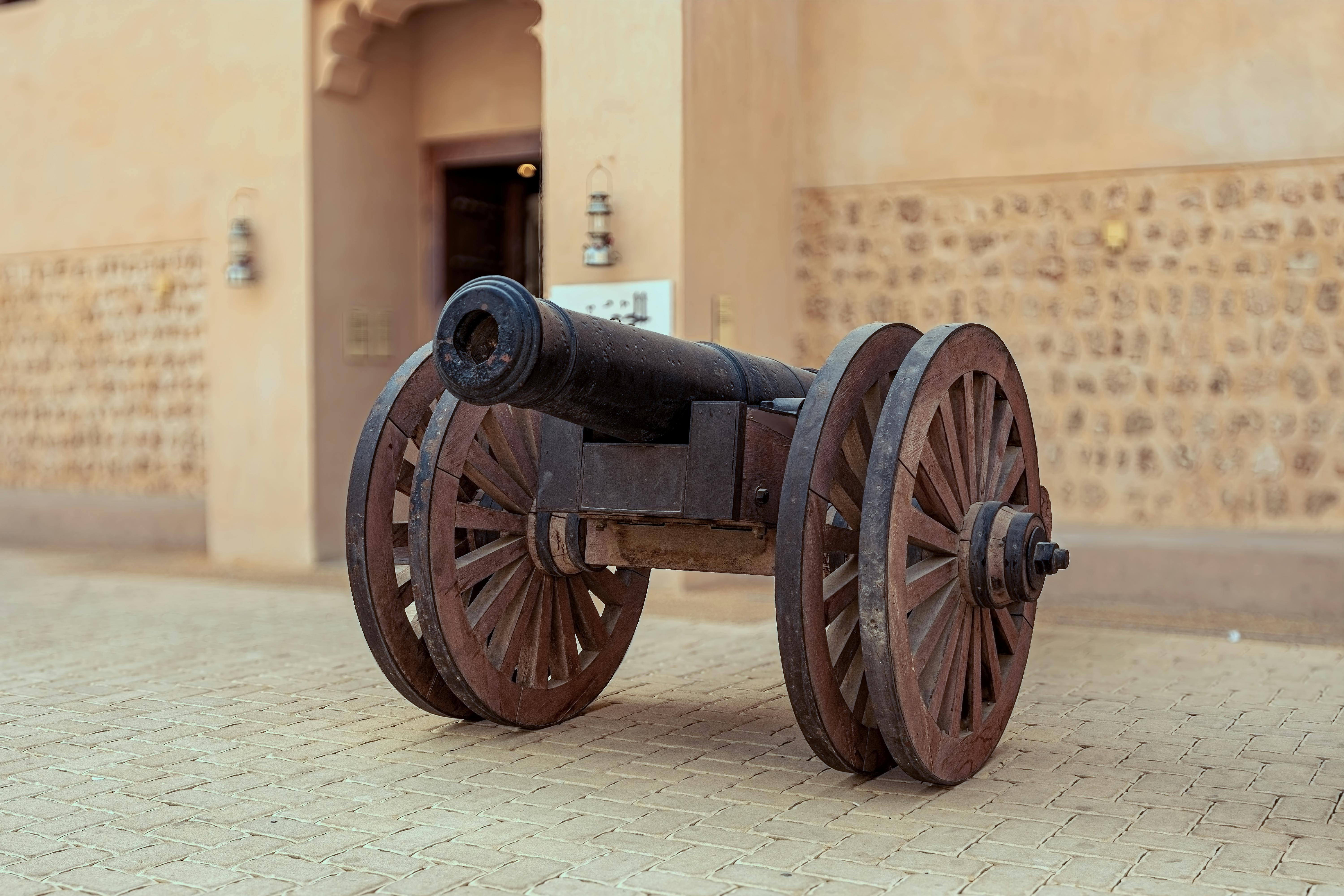 하이퍼리퀴드 USDH 입찰 경쟁 심화, 업비트 이더리움 L2 공개, 도지코인 ETF 출시 예정