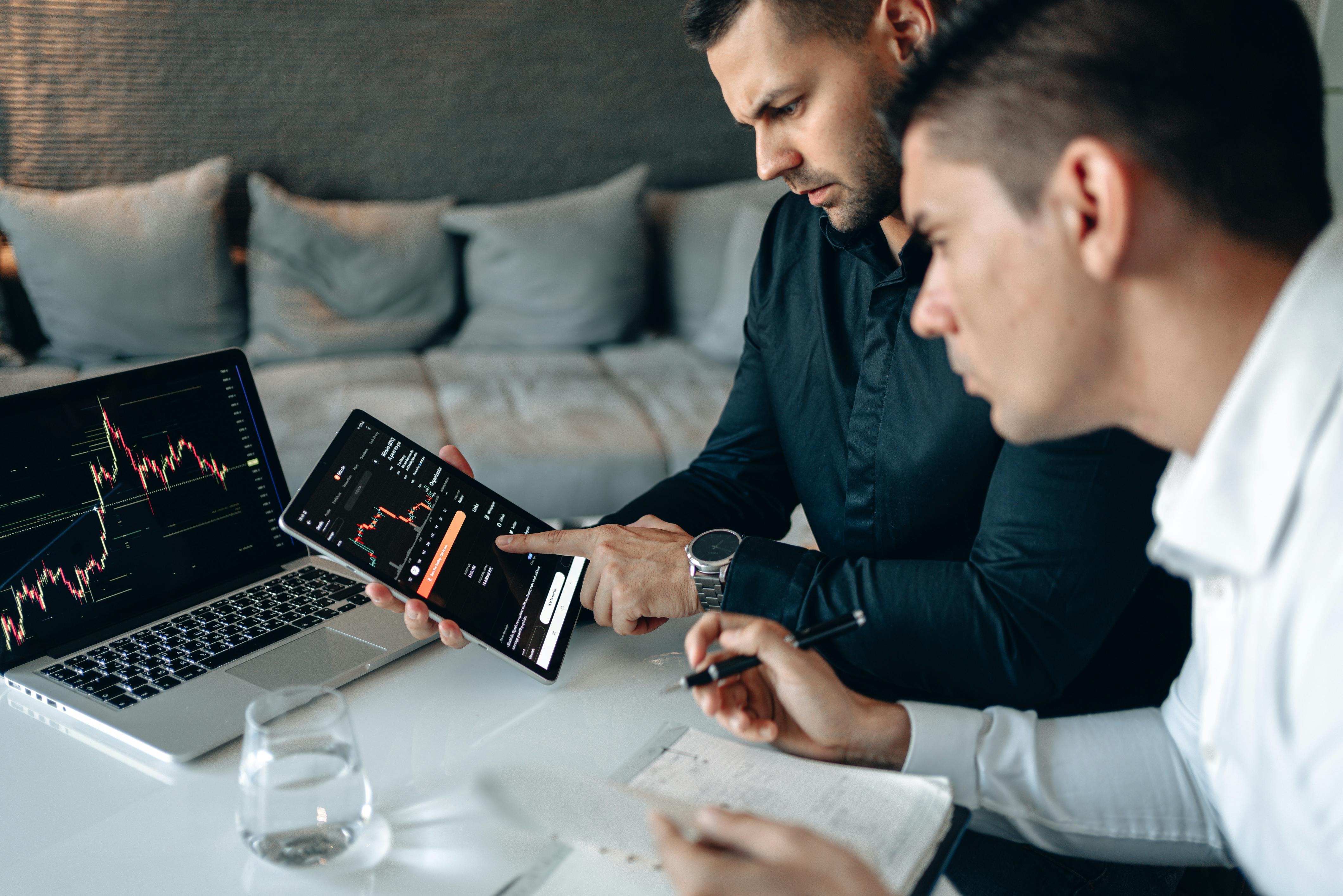 Yatırım Bankaları, IPO Sonrası Değerleme Endişeleri Ortasında Kripto Platformu Bullish İçin Temkinli Derecelendirmeler Yayınladı