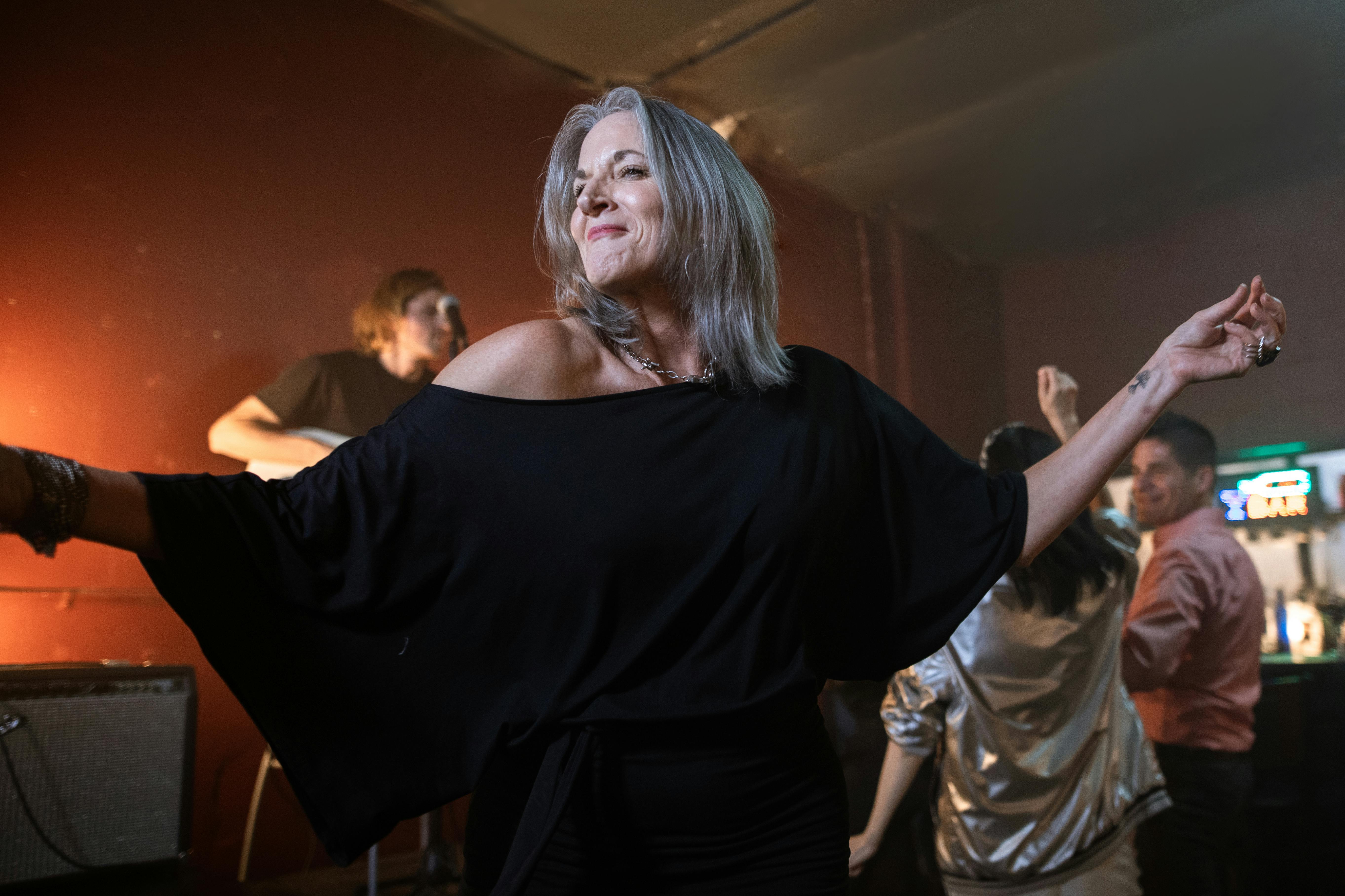 텐센트 뮤직 엔터테인먼트 그룹(TME), 강력한 실적 수정으로 모멘텀 확보