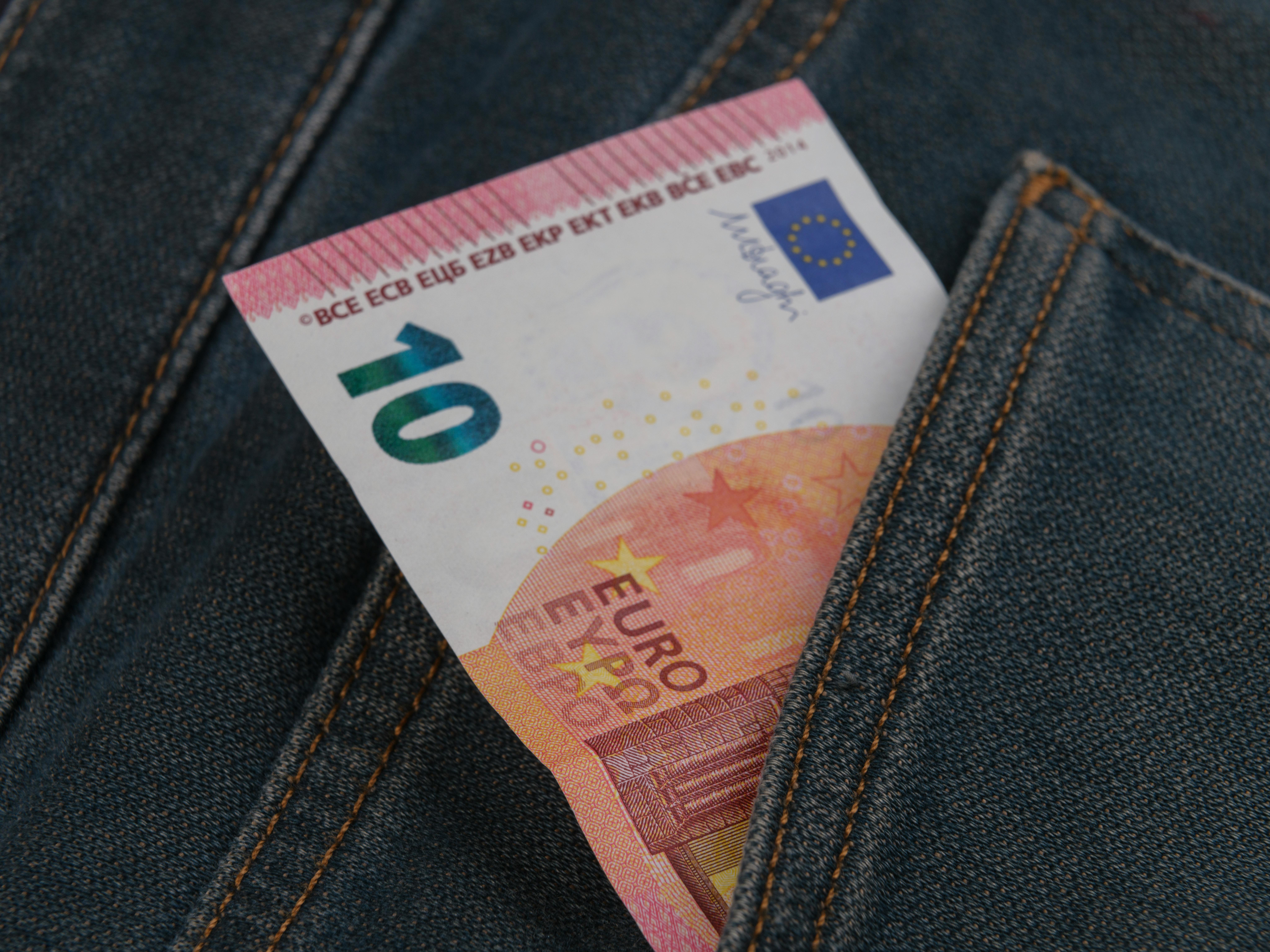Ministros de Finanzas de la UE impulsan el desarrollo del euro digital