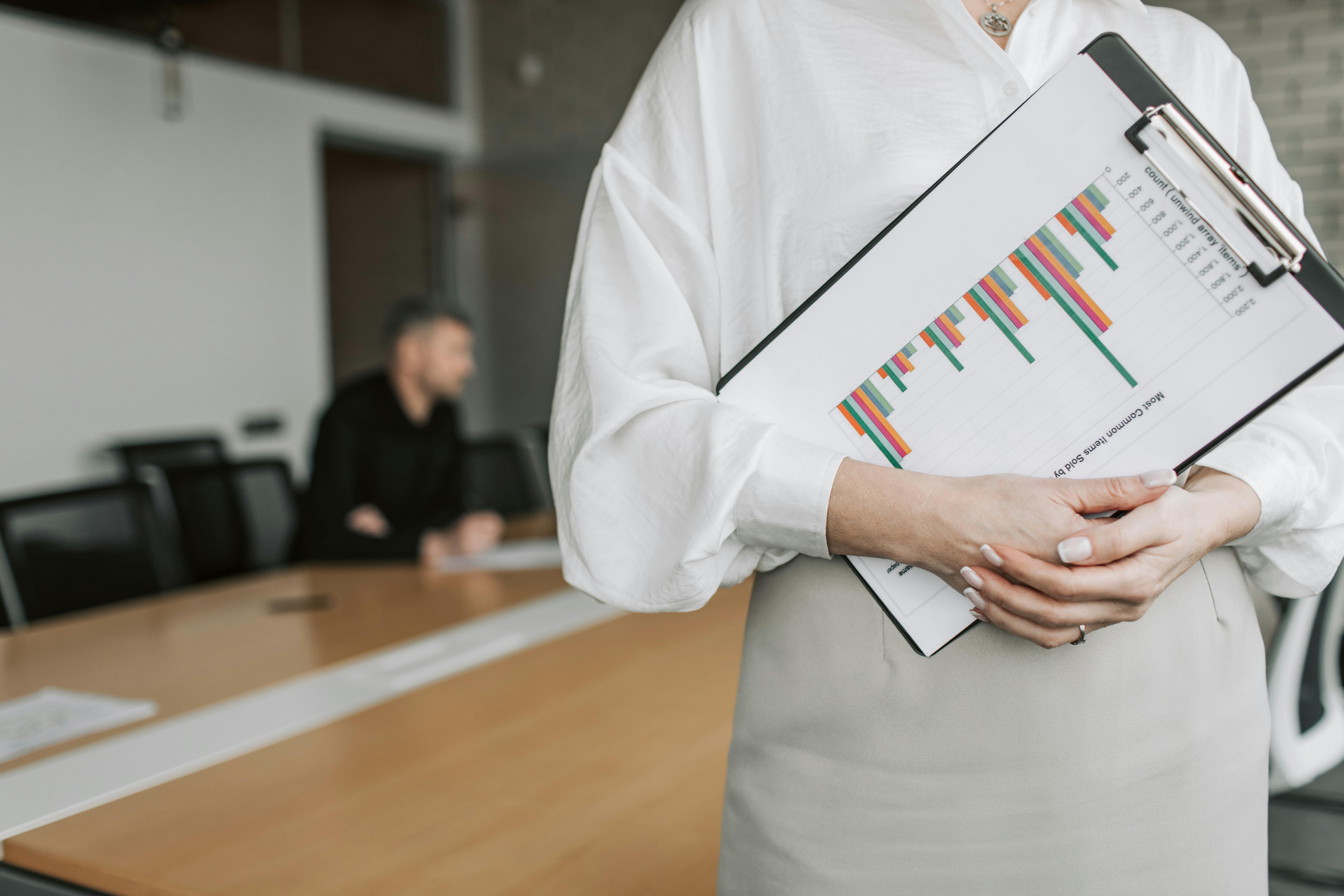 IonQ Shares Advance Following Strategic Acquisition Approval and Executive Appointment