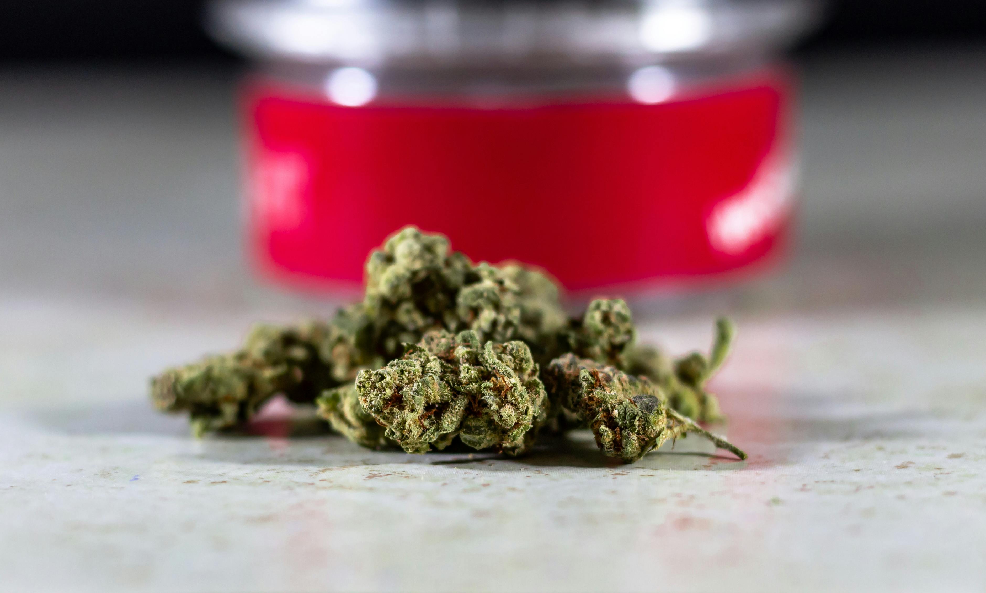 大麻產業因聯邦重新分類考量而獲益