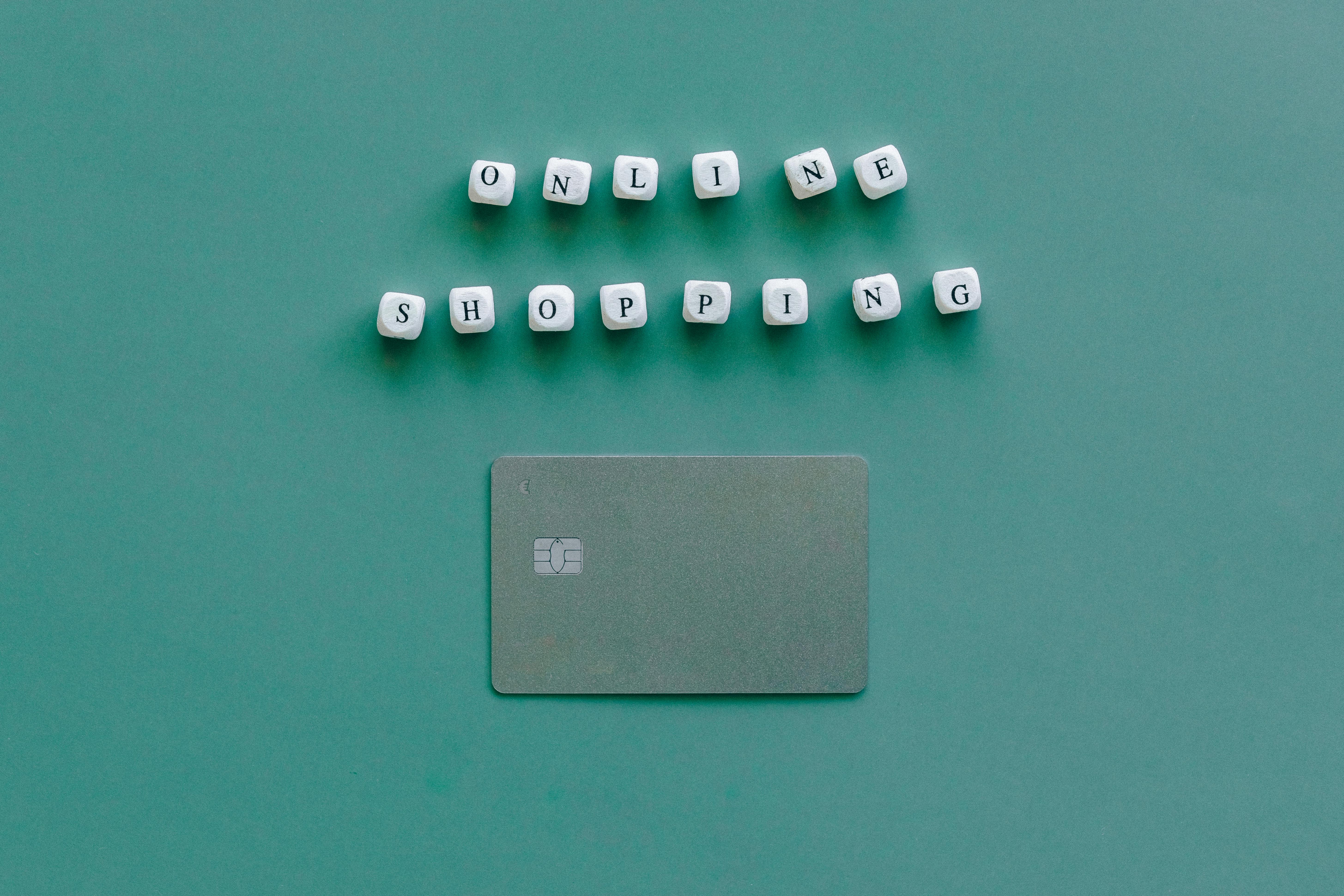 Synchrony Financial annonce des bénéfices solides au T2, dépassant la performance du Dow Jones