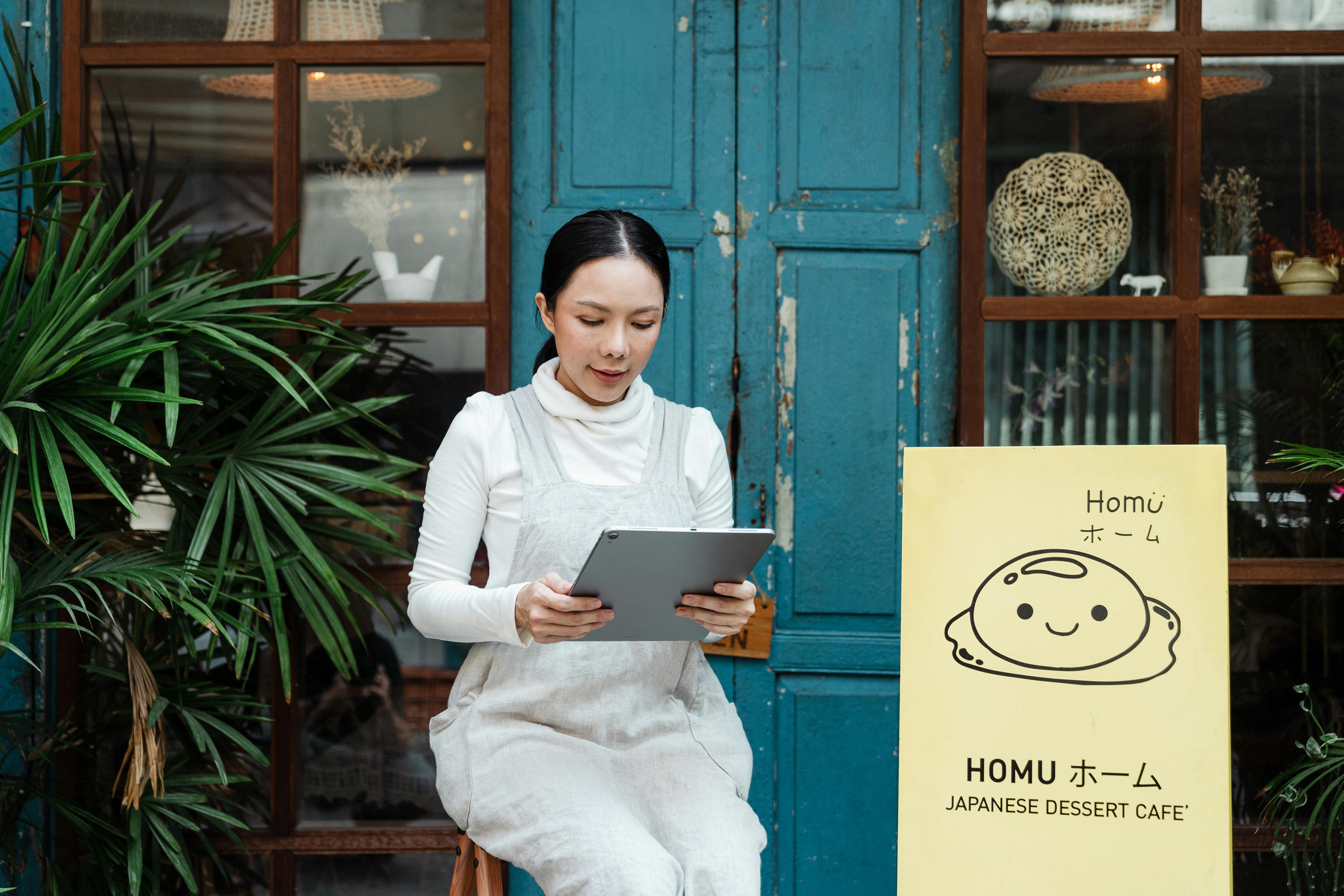 Eaton and Autodesk Partner on AI-Powered Digital Energy Twin for Infrastructure