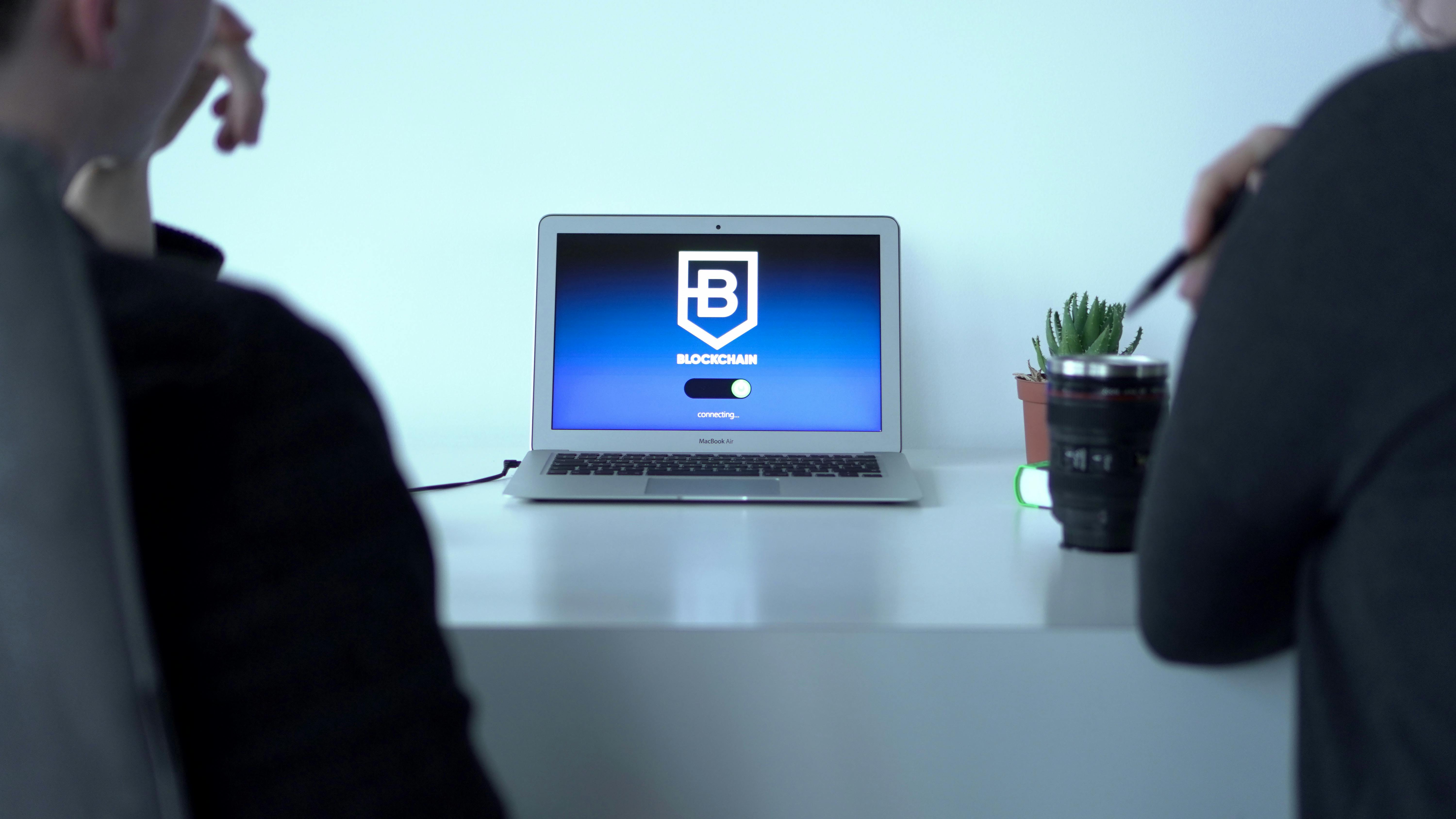 The Smarter Web Company nombra a Coinbase Institutional para la custodia de sus tenencias de Bitcoin valoradas en £203 millones