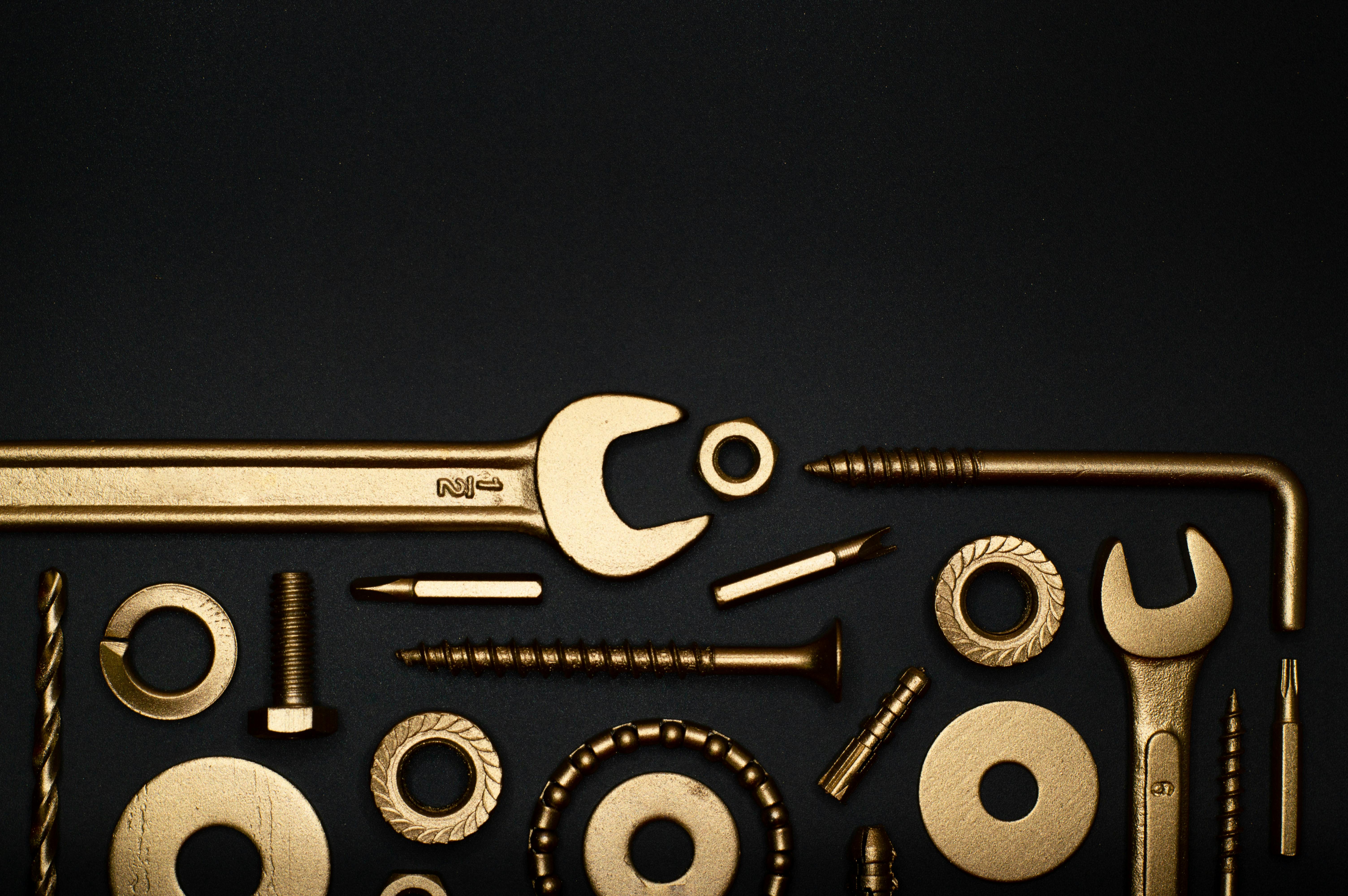 Alamos Gold Hisseleri Güçlü Gelir Artışı ve Stratejik Yeniden Yatırım Ortamında Yükseliyor