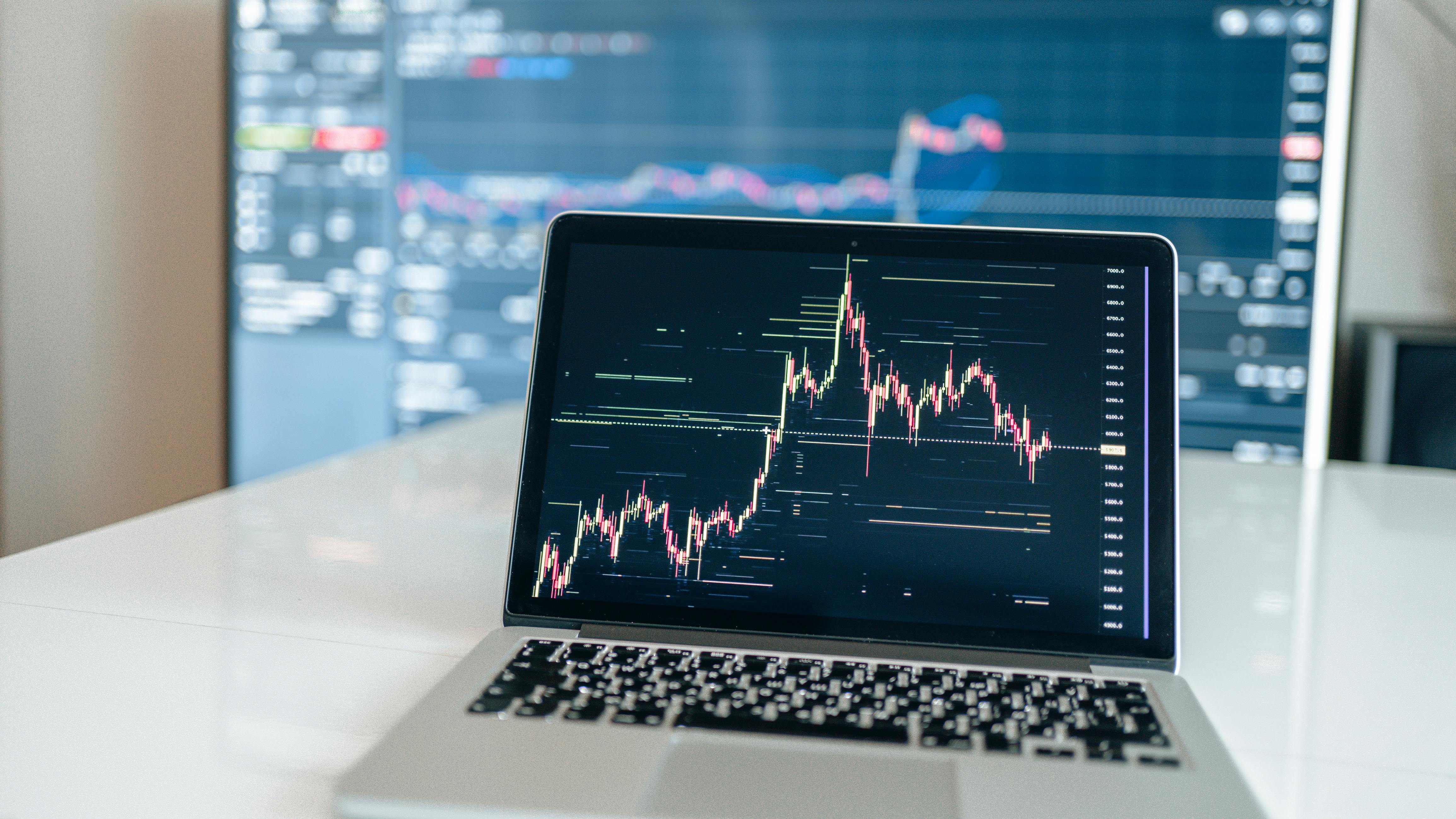 Cardano (ADA) Price Drops 7% Amidst Bearish Double Top Formation