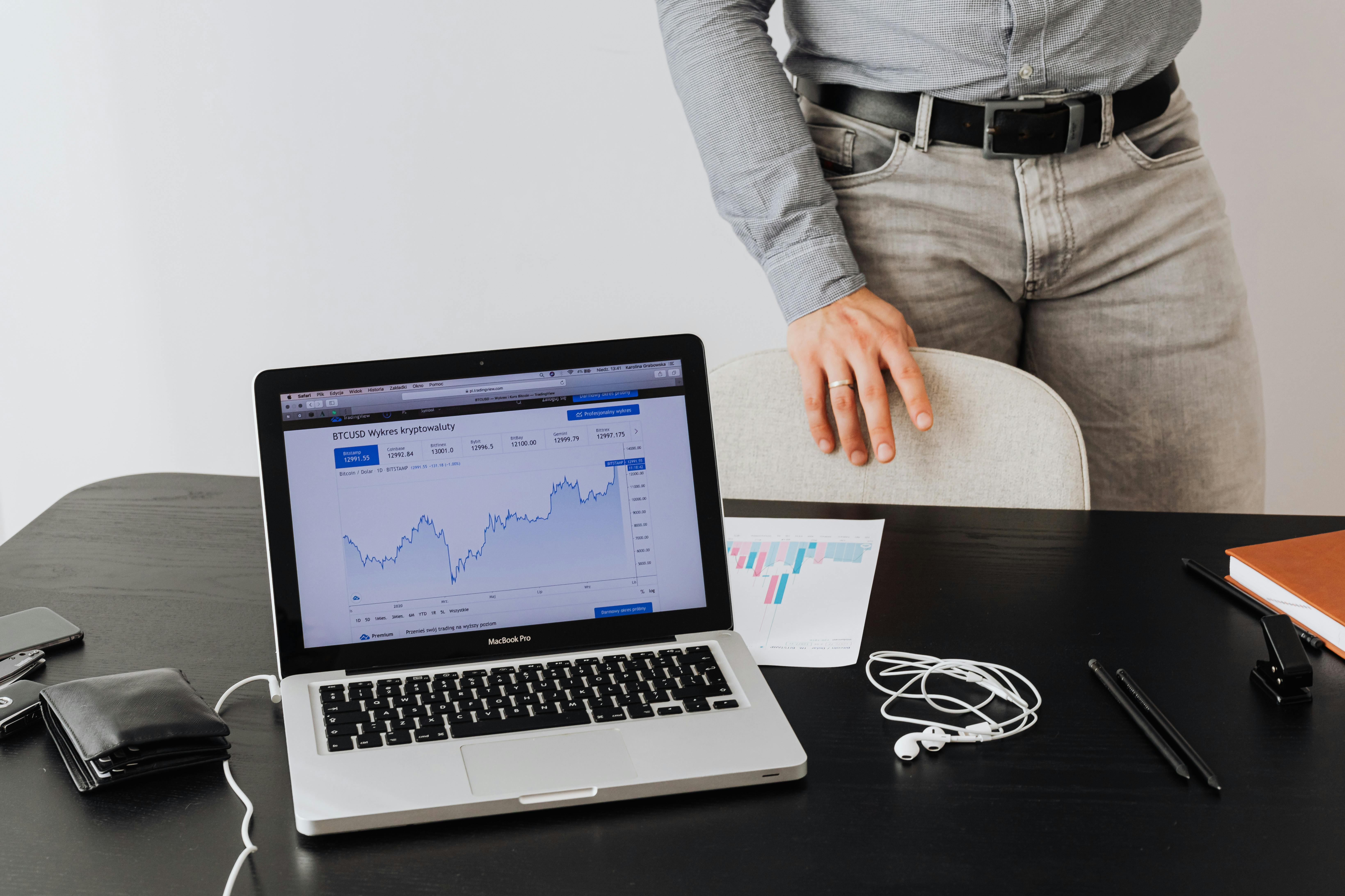 Kripto Balinası, BTC ve ETH Kısa Pozisyon Tasfiyesini Önlemek İçin 8 Milyon Dolar USDC Yatırıyor