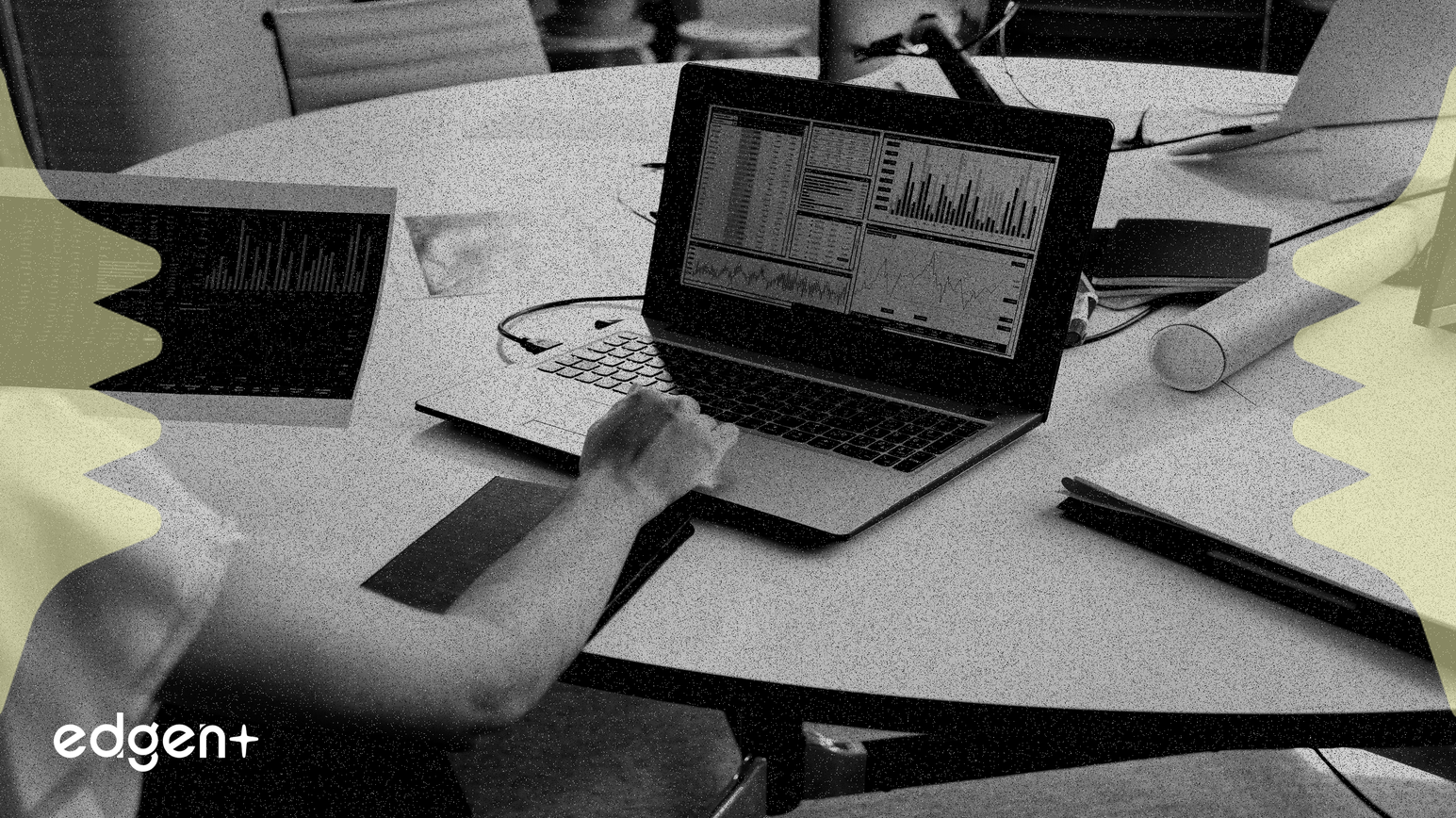 Scilex Holding đầu tư 150 triệu USD bằng Bitcoin vào Datavault AI để mở rộng dữ liệu công nghệ sinh học