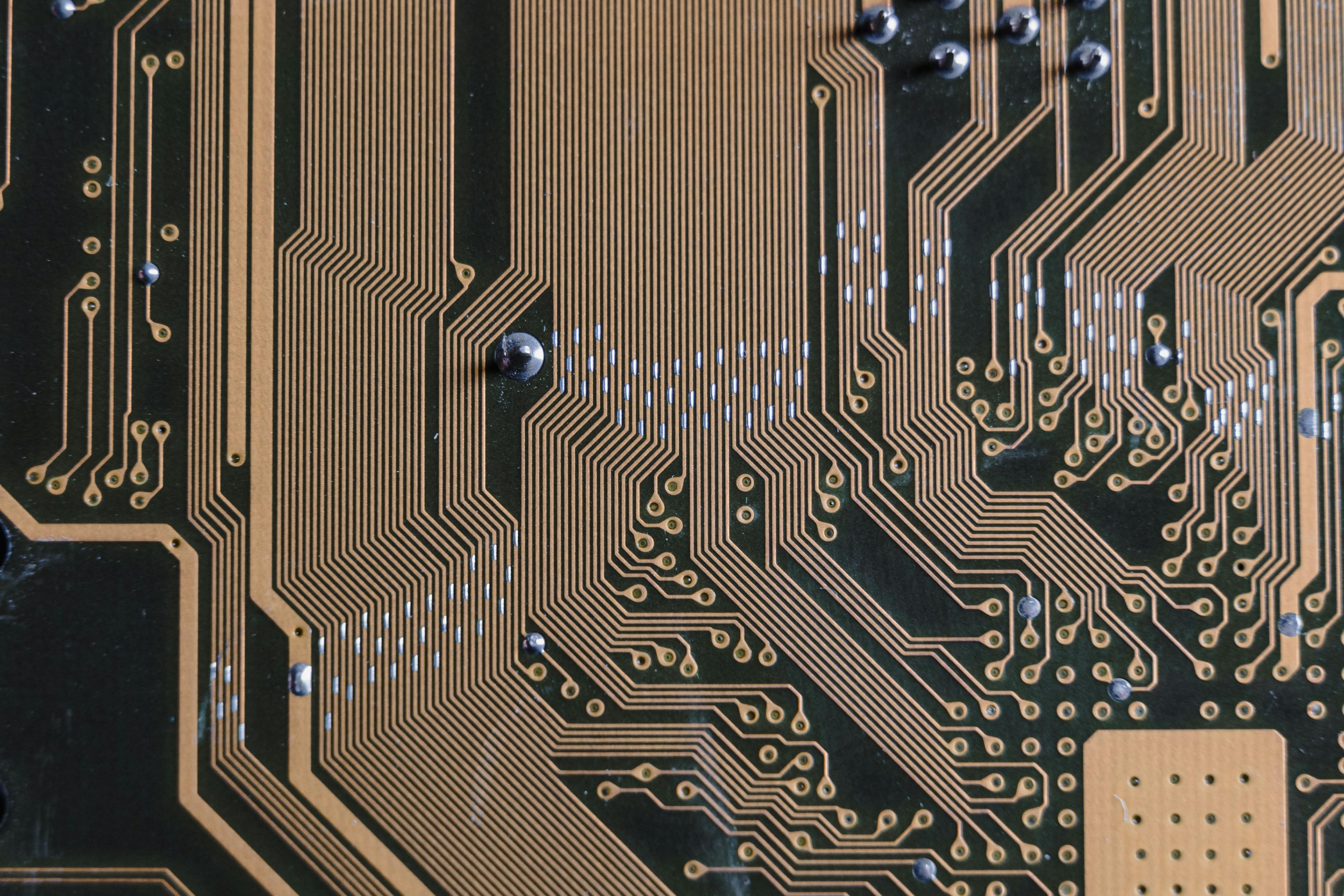Le plan d'infrastructure stratégique d'IA d'OpenAI devrait coûter 115 milliards de dollars, remodelant le marché des semi-conducteurs