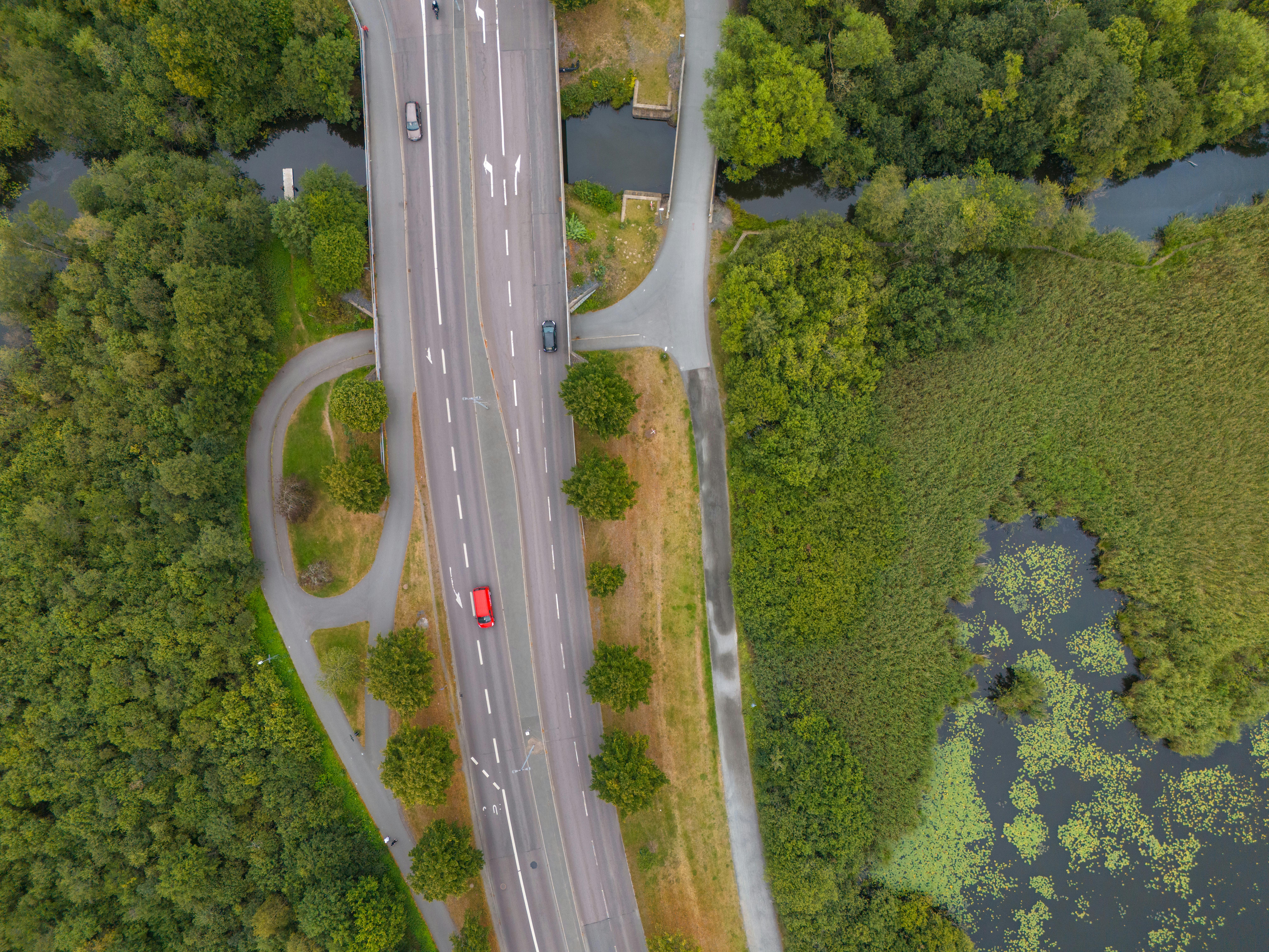 Li Auto Navigates Competitive EV Landscape with August Deliveries and Forthcoming i6 SUV, OTA 8.0 Update