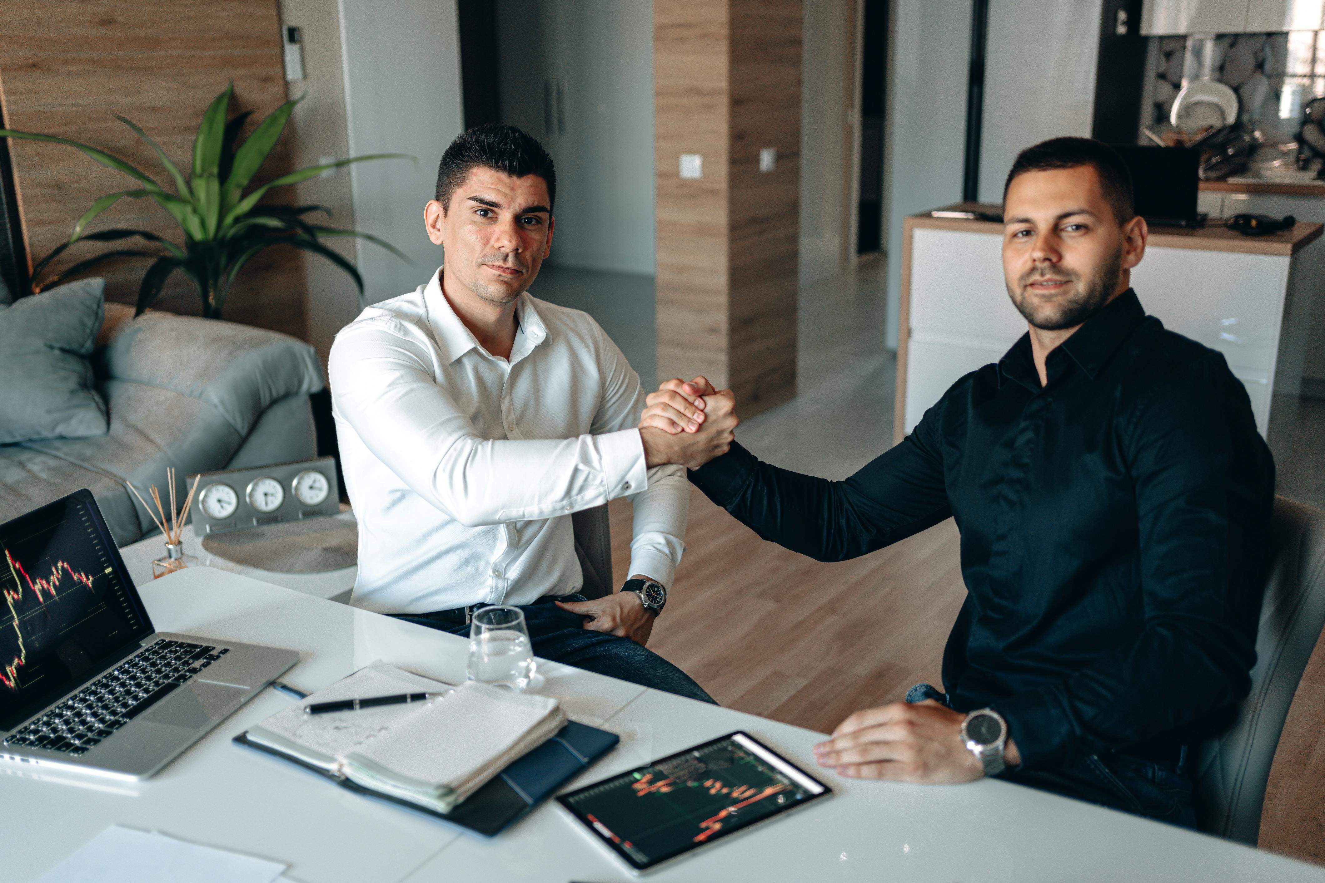 Morgan Stanley's E*Trade to Offer Bitcoin, Ether, Solana Trading in 2026 Through Zerohash Partnership