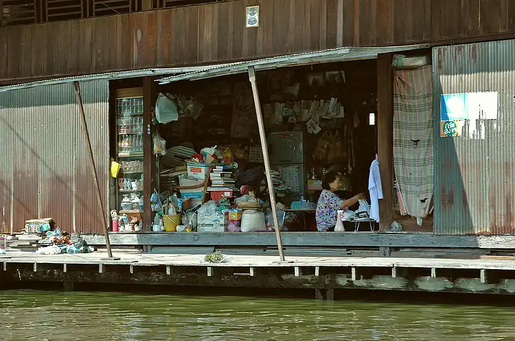 Analysis of Selected Growth Stocks: Zurn Elkay, SoFi, and Doximity Performance Review