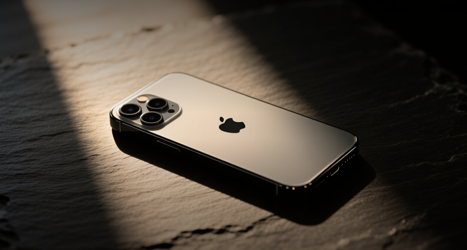 Le futur PDG d'Apple trace une ligne rouge sur l'IA alors que 3 rivaux visent un rythme de 37 milliards $