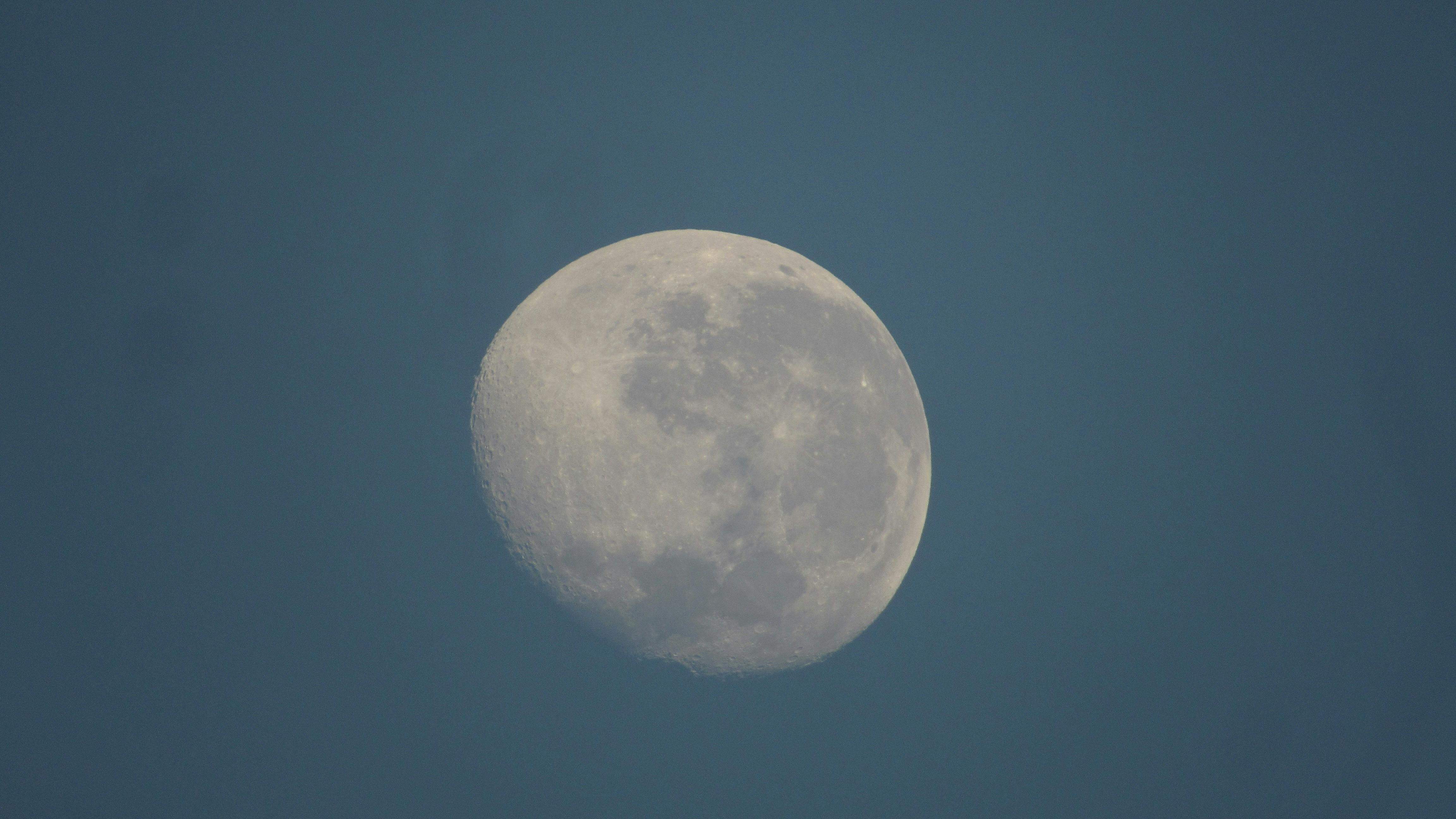 Globalstar avanza en la conectividad satelital con importantes inversiones en sistemas