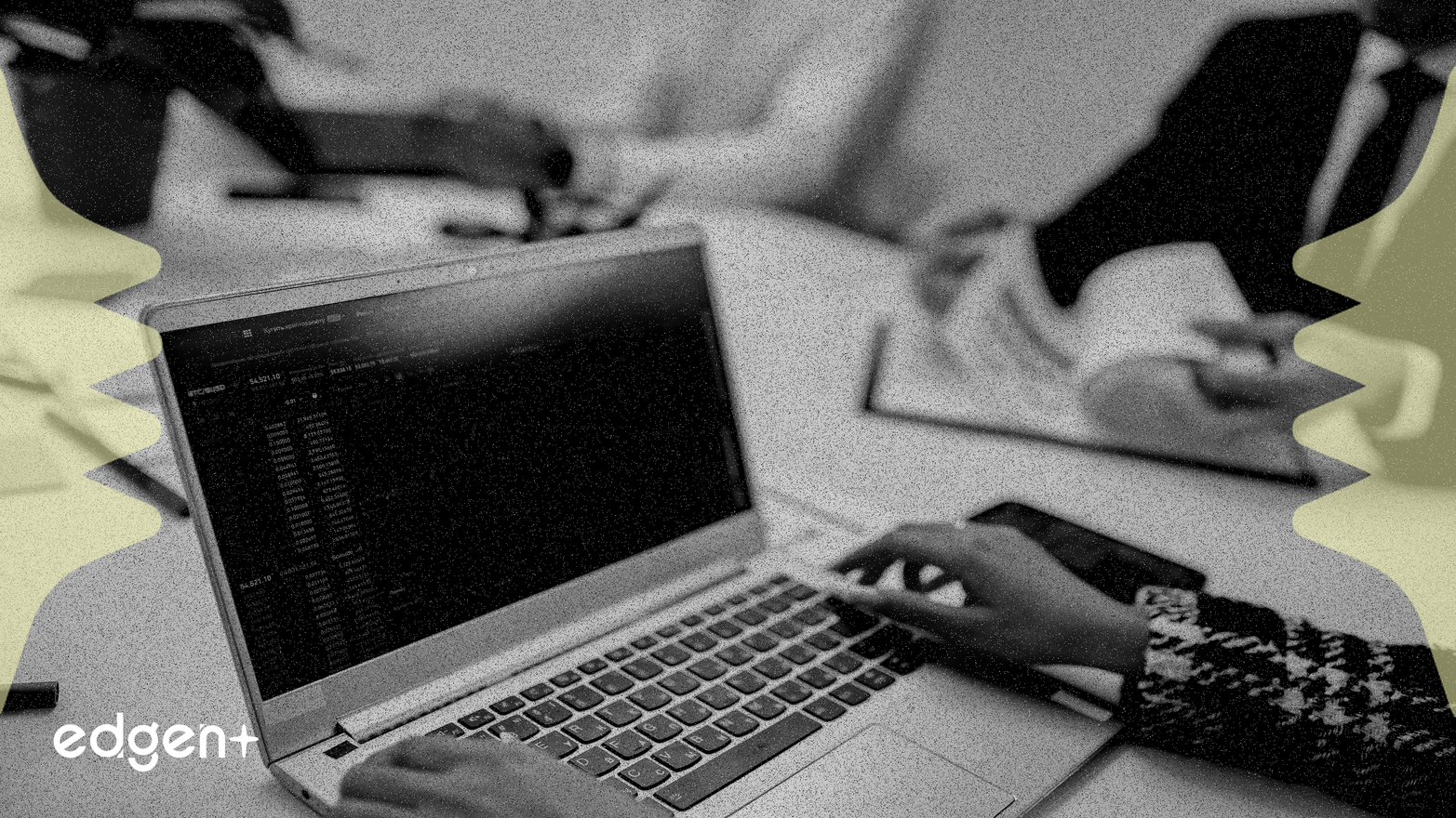 Le Bitcoin efface ses gains au milieu de la volatilité du marché ; les changements réglementaires et les investissements institutionnels favorisent l'intégration de la crypto