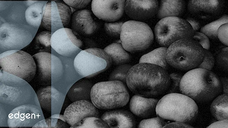 Berkshire Hathaway's Q3 Report Suggests Potential Reduction in Apple Stake