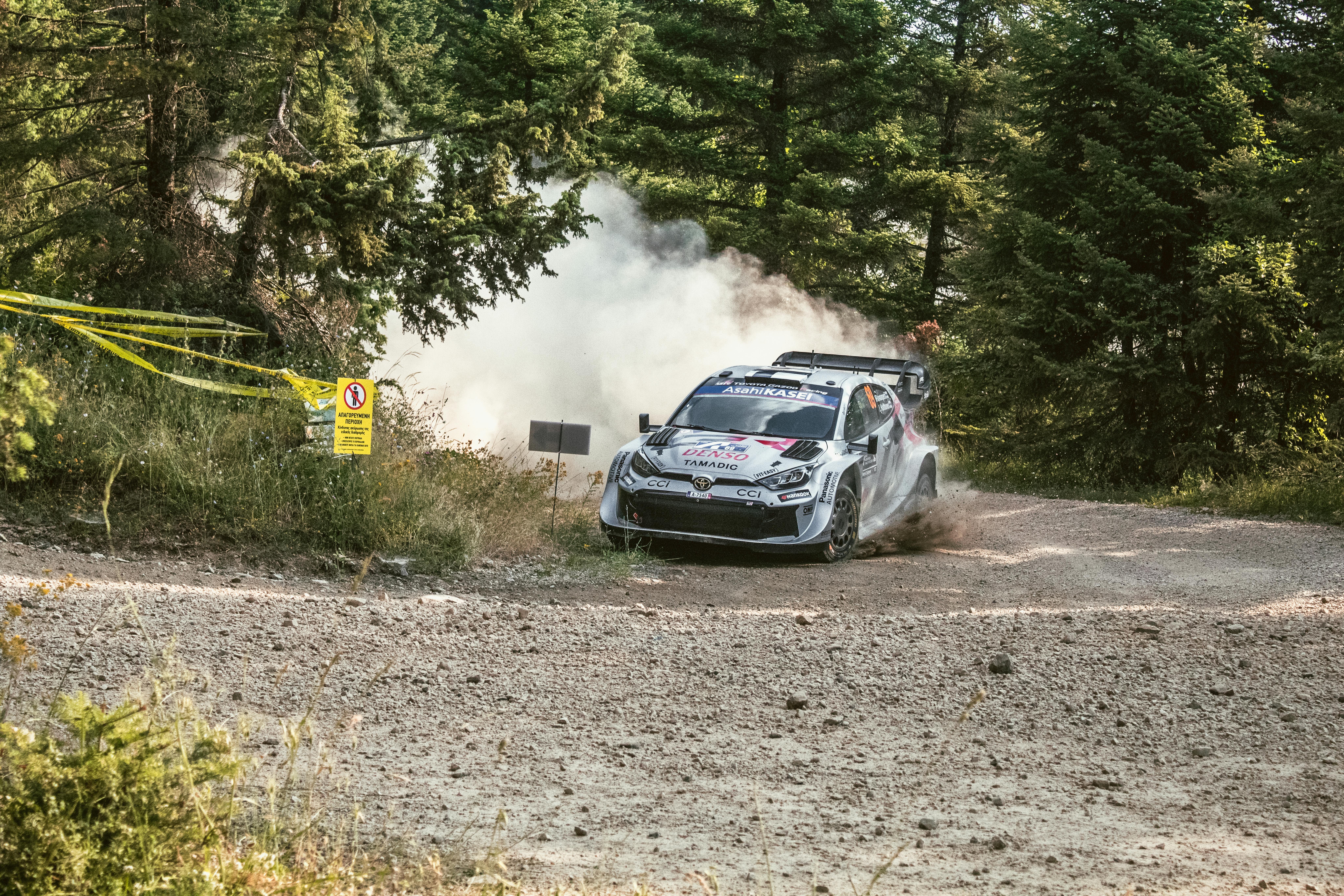 Cổ phiếu Ford Motor giảm sau khi triệu hồi 1,5 triệu xe do lỗi camera