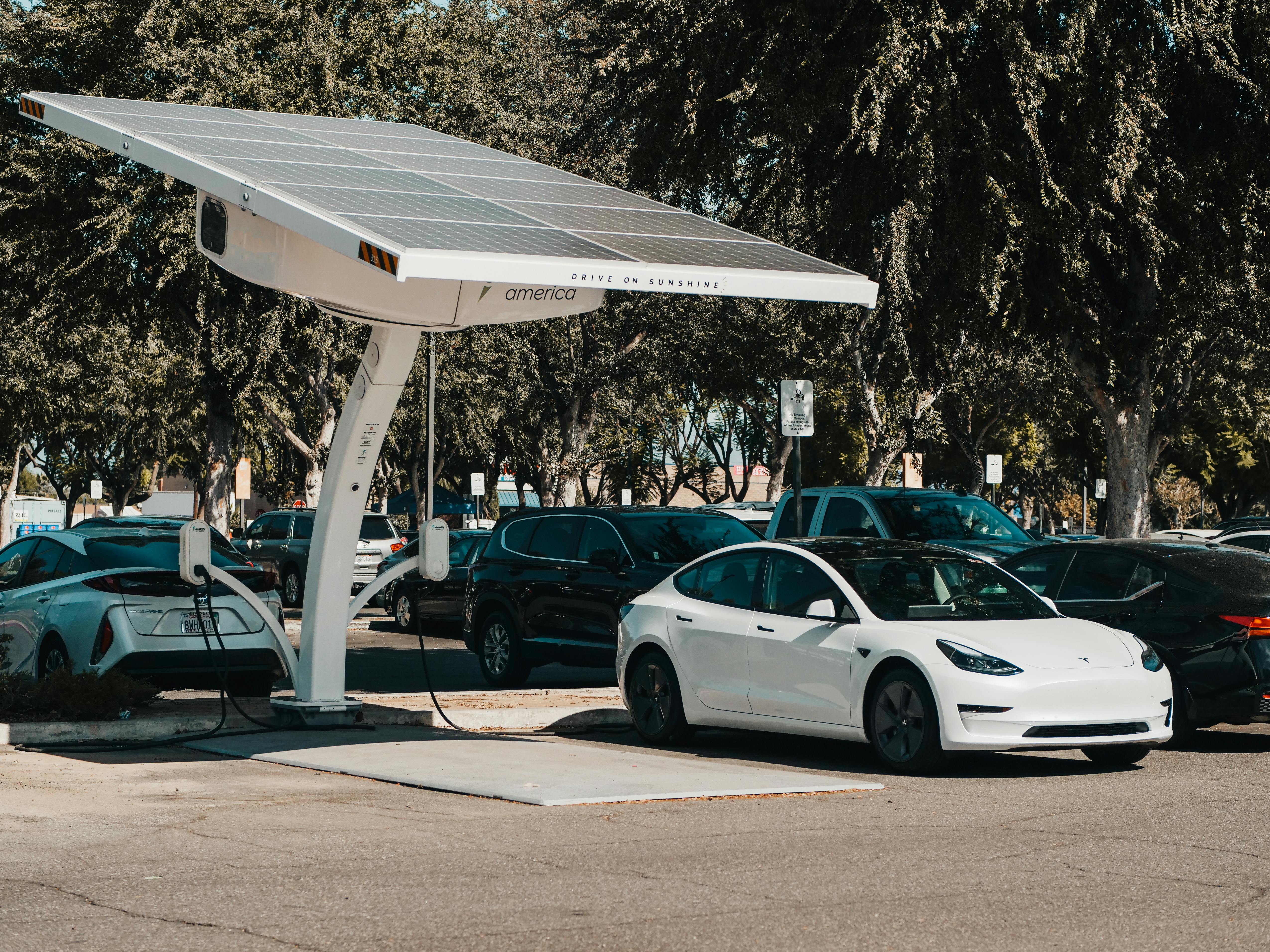Nio affiche une forte croissance des livraisons et une réduction des pertes au milieu de la dynamique changeante du marché des véhicules électriques