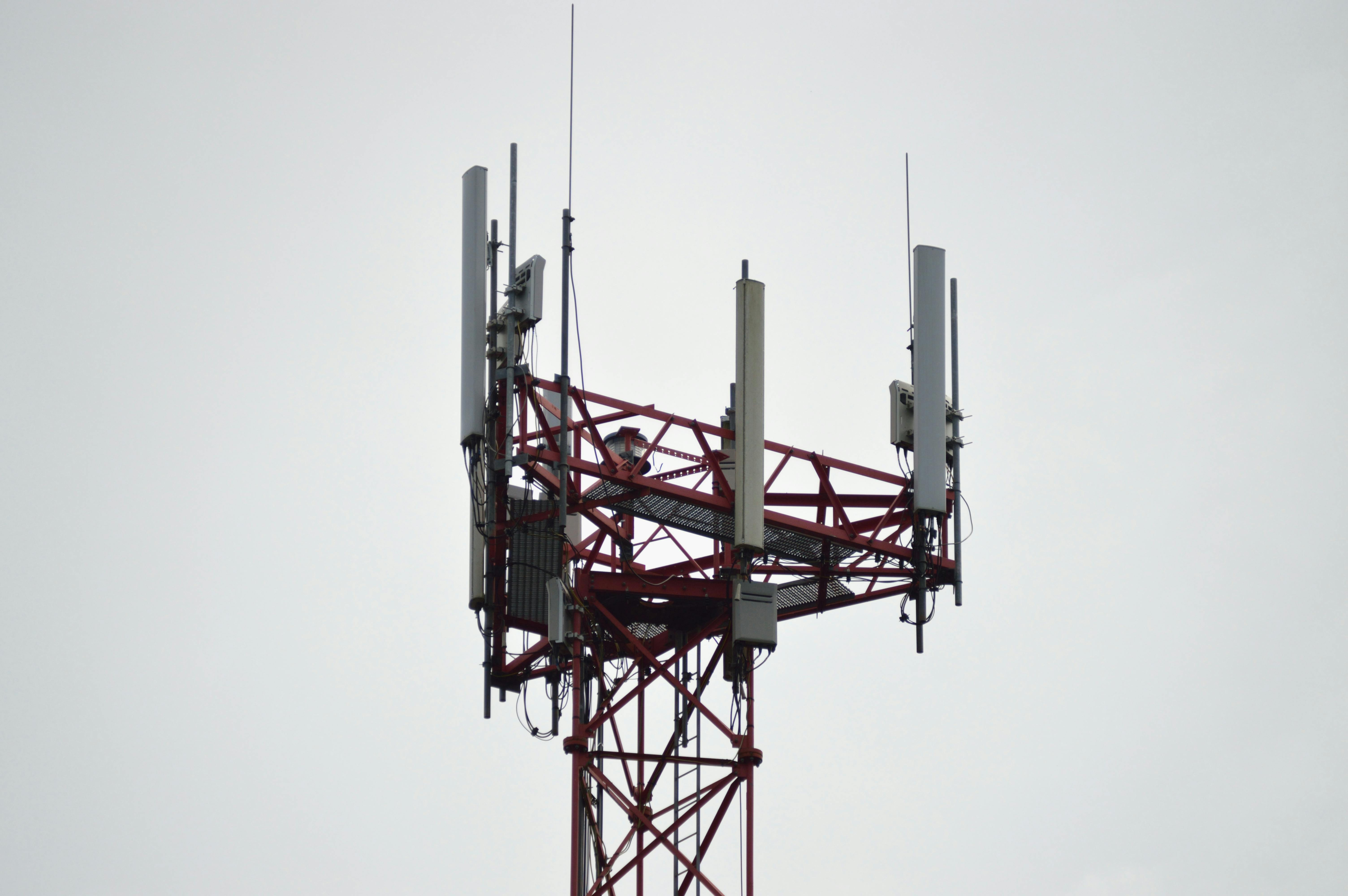 Array Digital Infrastructure Reports Strong Q2 Earnings Amid Strategic Transformation