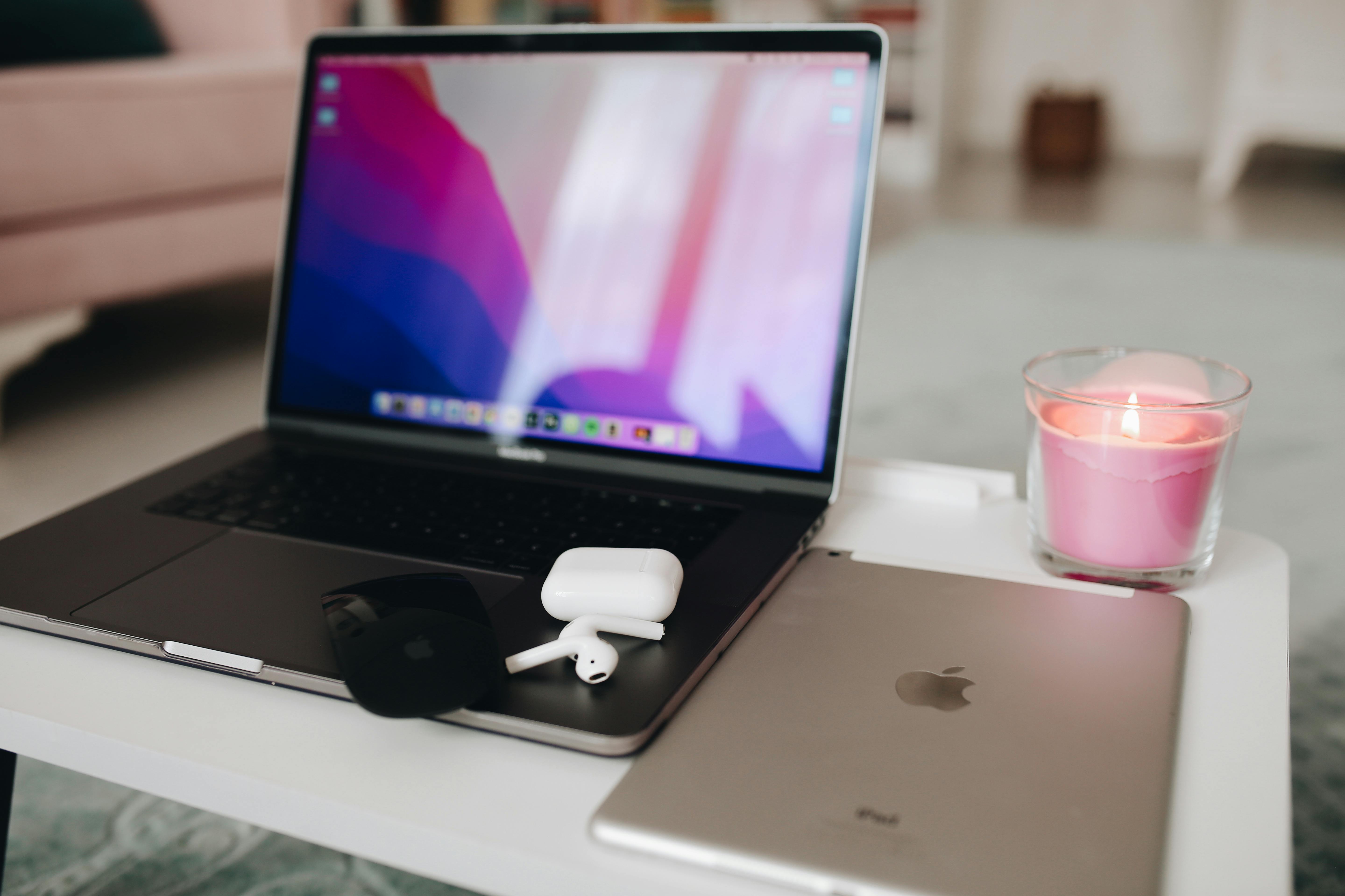 Apple hạn chế tính năng dịch trực tiếp ở EU do lo ngại tuân thủ Đạo luật Thị trường Kỹ thuật số