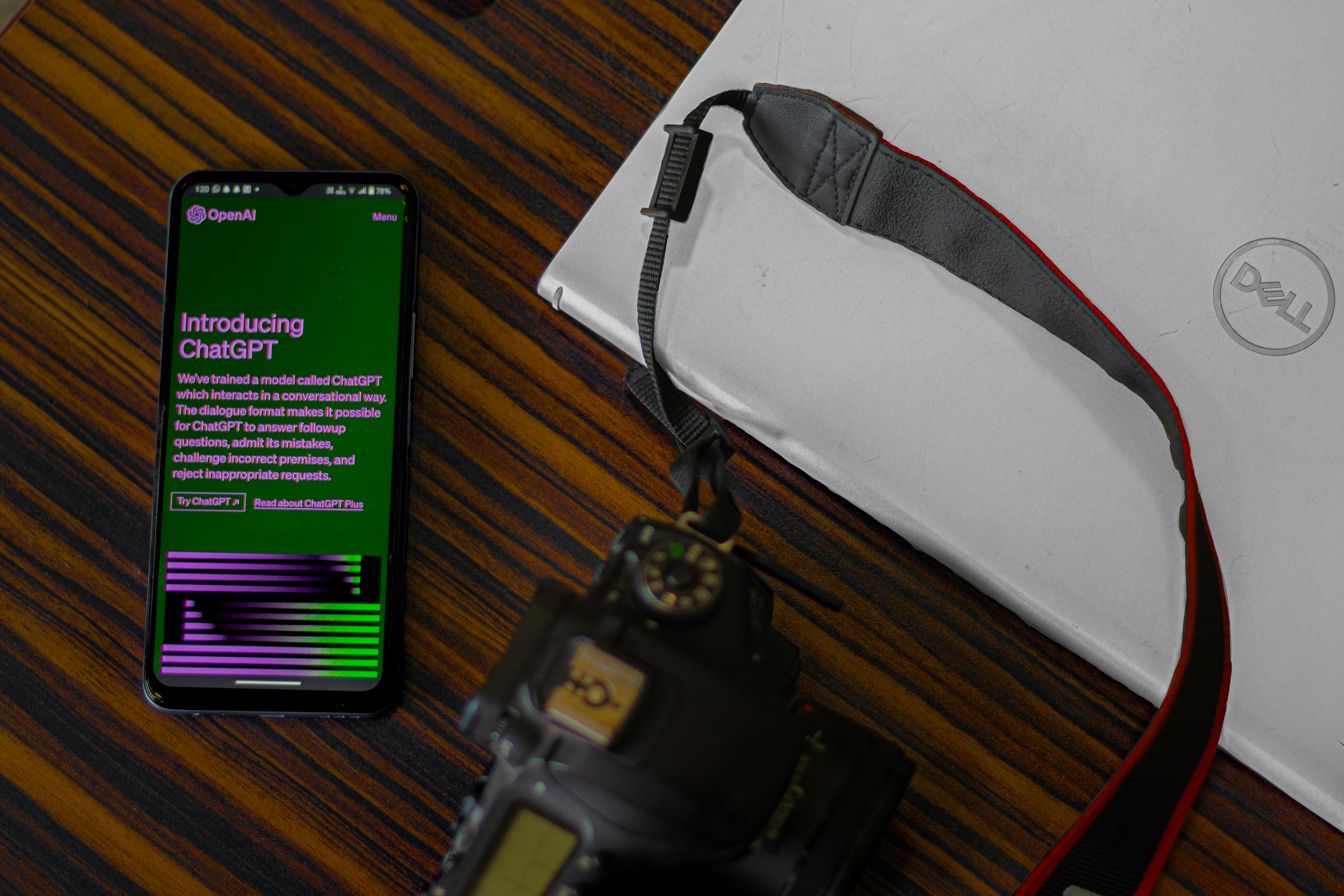 OpenAI bắt đầu sản xuất chip AI độc quyền, hợp tác với Broadcom