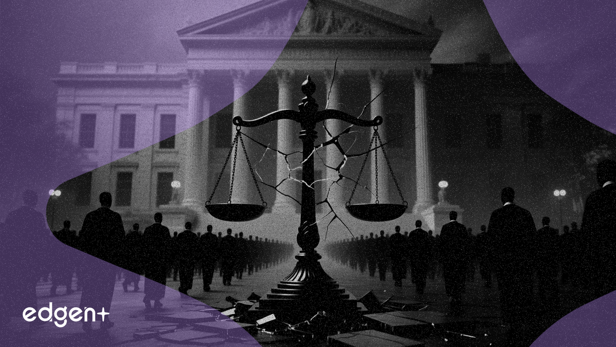 司法省の政治化で3,400人以上の弁護士が離職