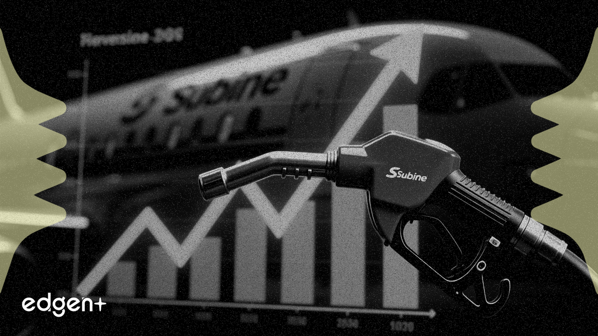 United Airlines revenue climbs 10% but fuel costs cut outlook