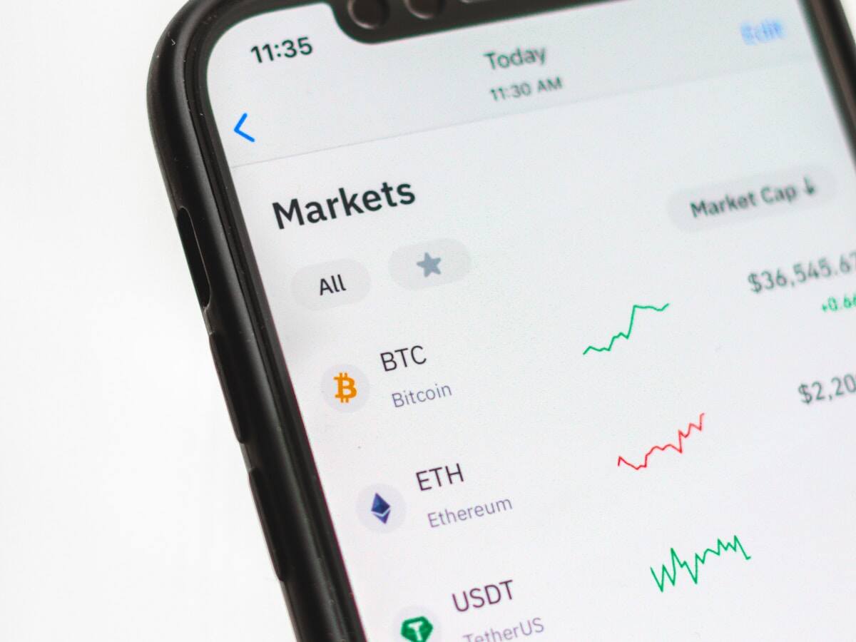 Chainlink (LINK): Ha tang Oracle cho DeFi va RWA | Edgen